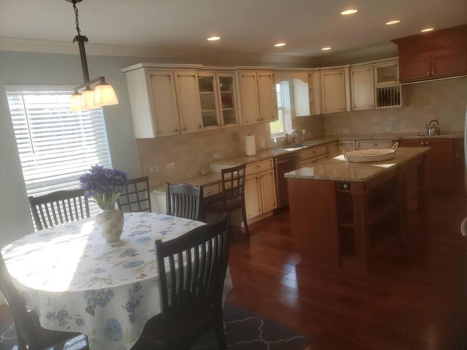 4Br Private Dock, Warm Spring Canal, Kayaks, Canoe Hudson Exterior photo