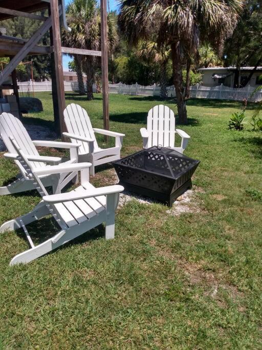 4Br Private Dock, Warm Spring Canal, Kayaks, Canoe Hudson Exterior photo